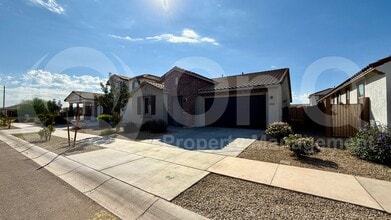 Building Photo - 14765 W Sand Hills Rd