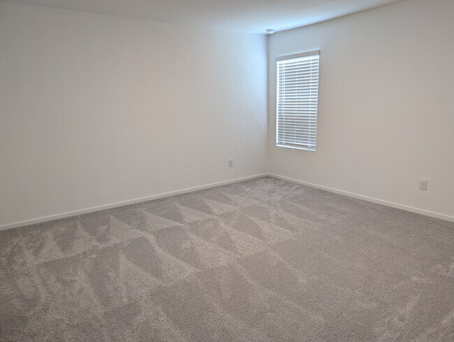 Building Photo - 511 Sandhill Crane Ln