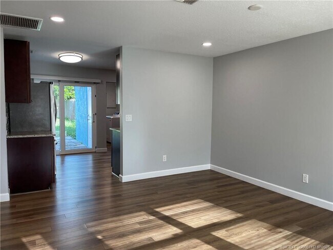 Building Photo - 406 Robalo Ct