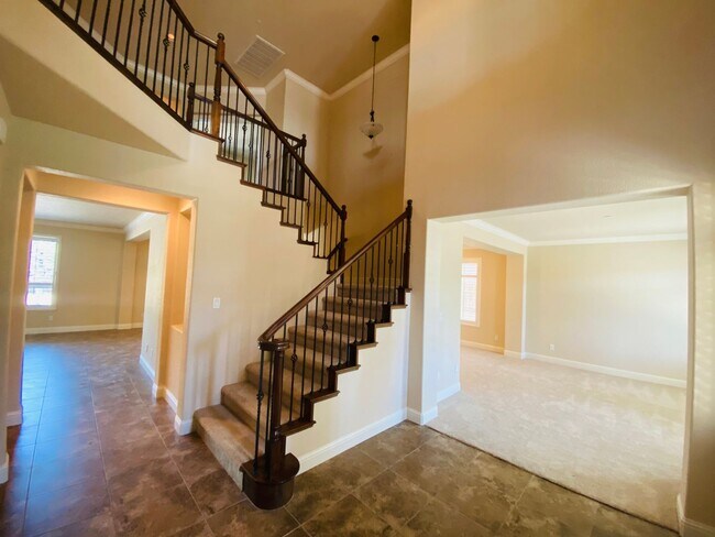 Foto del edificio - Beautiful Updated Home