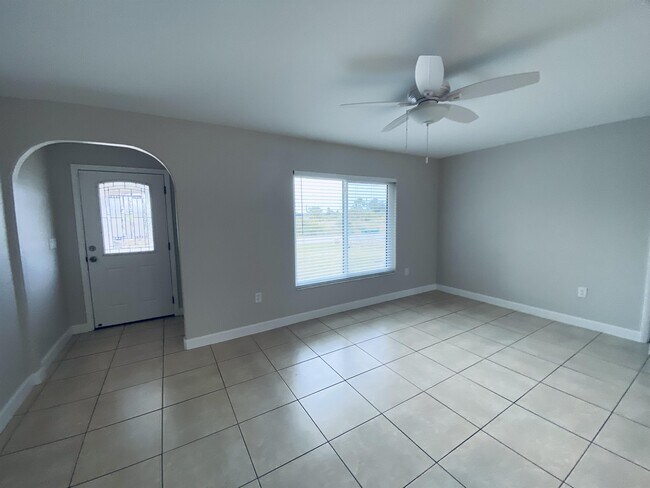 Building Photo - 9661 Nastrand Cir