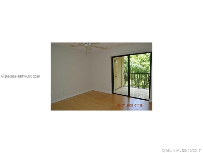 Foto del edificio - 620 S Park Rd