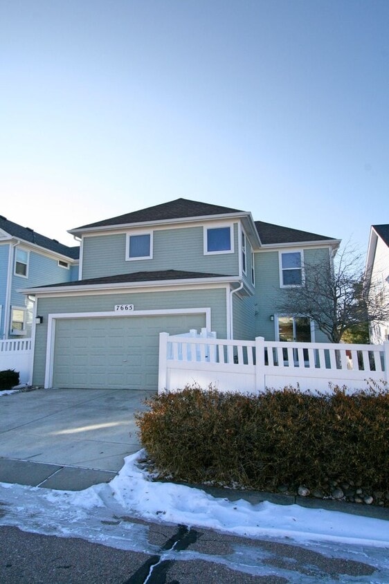 Stunning 4 Bedroom Home in Indigo Ranch! - Stunning 4 Bedroom Home in Indigo Ranch!