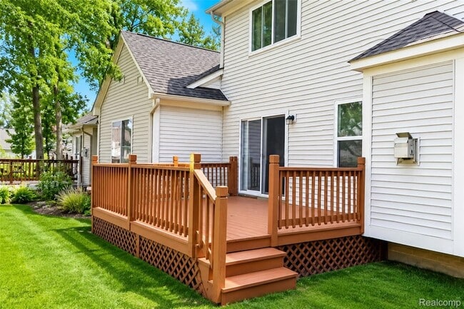 Building Photo - 22733 Coachlight Cir