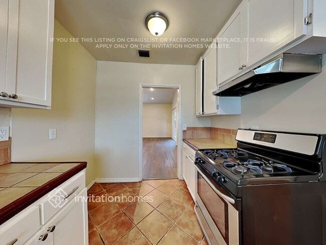 Building Photo - 7000 Comanche Ave