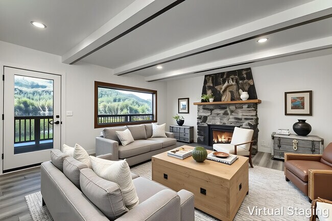 Foto del edificio - 13045 Donner Pass Rd
