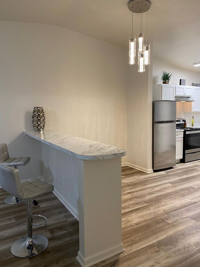 Building Photo - Villas at Ashton Square 2 Bed 2 Bath Apartment for rent!