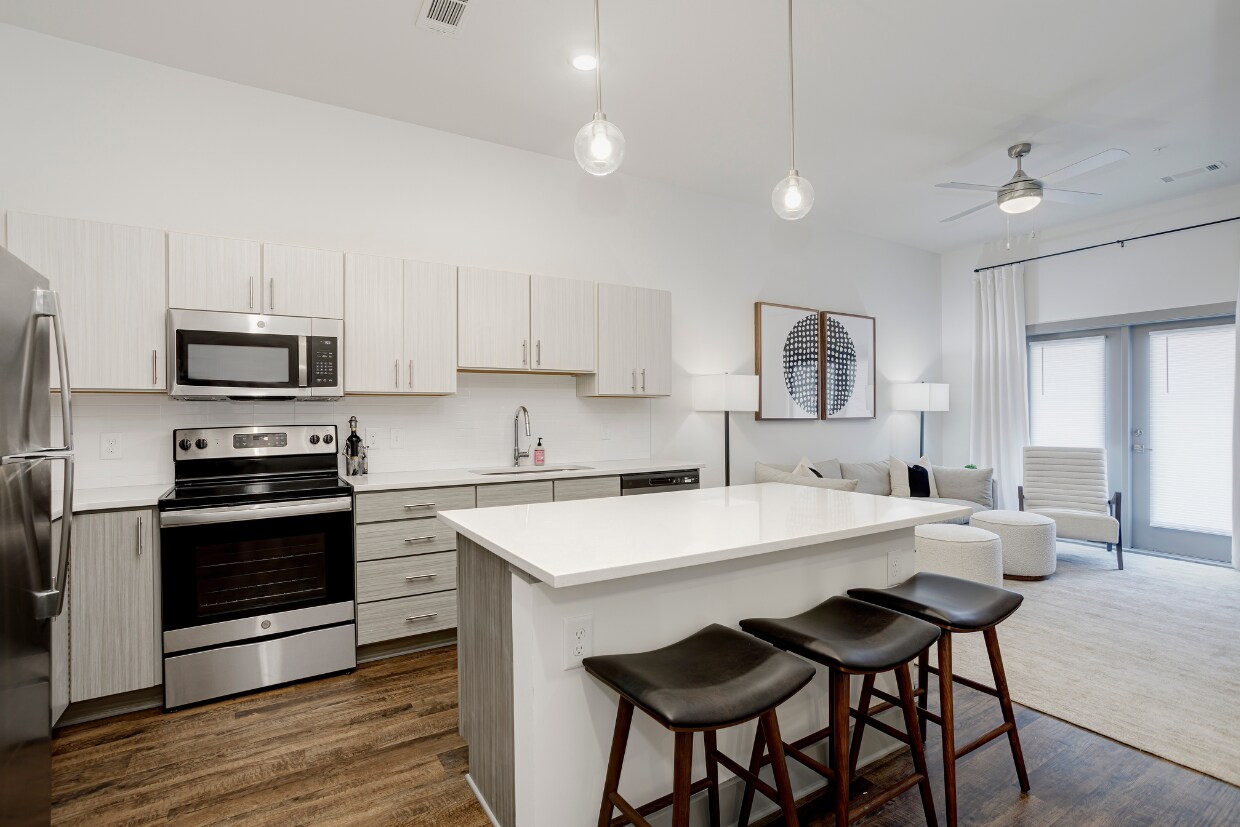 Radius at Donelson Apartments 2301 Lebanon Pike Nashville, TN