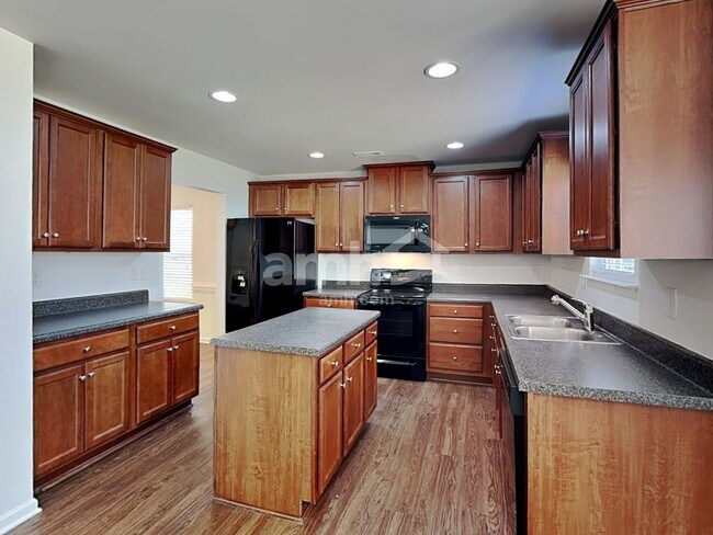 Building Photo - 14910 Alyssa Faith Ct