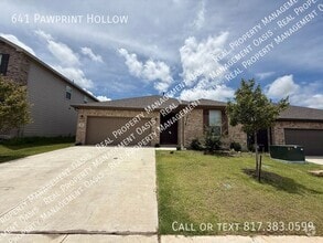 Building Photo - 641 Pawprint Holw