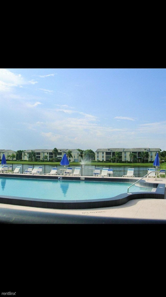 Building Photo - 2 br, 2 bath  - 1111 GREEN PINE