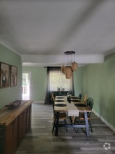 Building Photo - 1405 Bates Dr