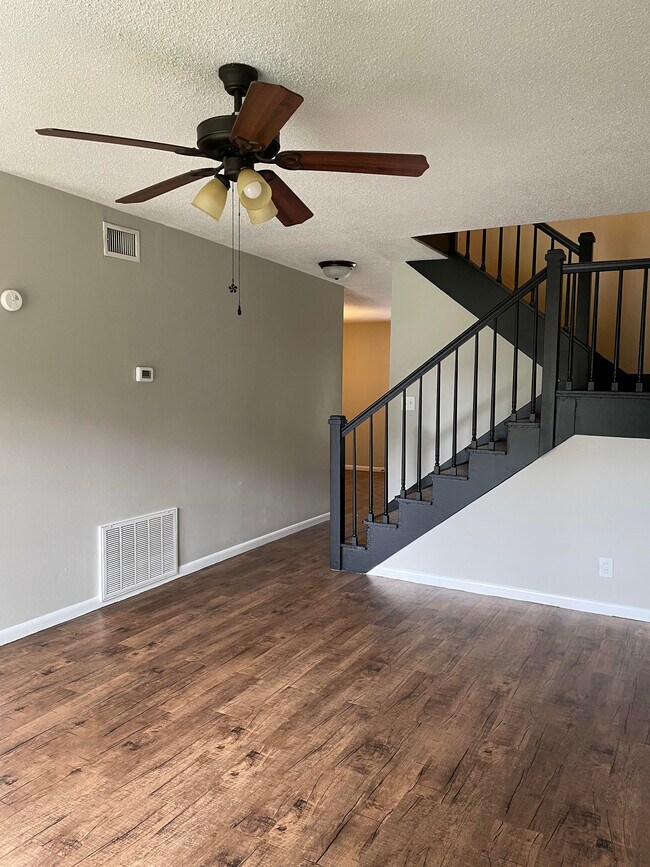 205 Westwood St, Victoria, TX 77901 Townhome Rentals in Victoria TX