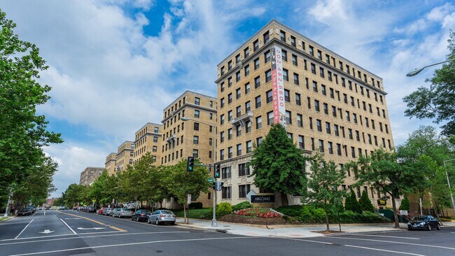 Foto del edificio - 1629 Columbia Rd NW