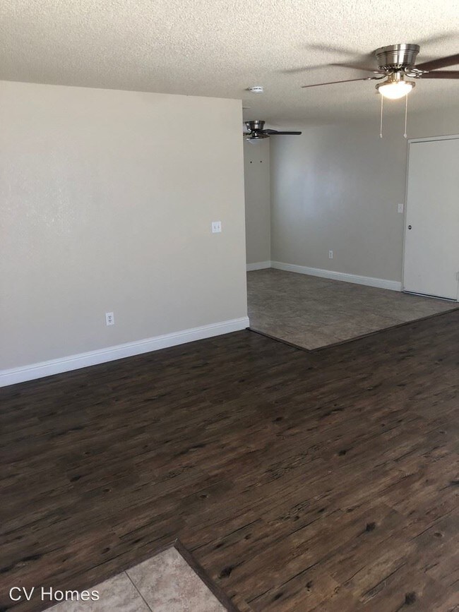 Foto del edificio - 3 br, 2 bath House - 762 E. Myrtle Ave.