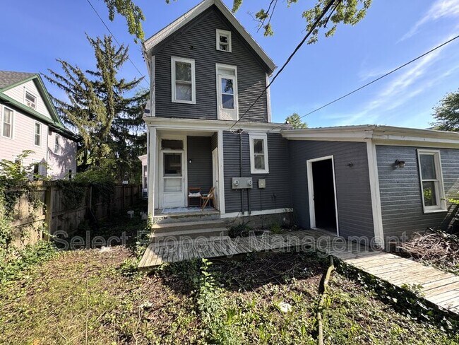 Building Photo - 223 West Woodland Avenue