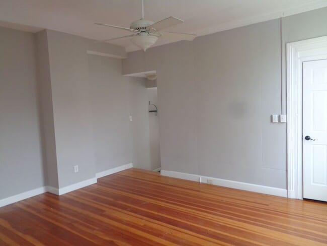Photo - 713 W 33rd St Apartment