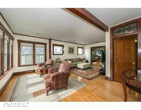 Building Photo - 46 Spruce St