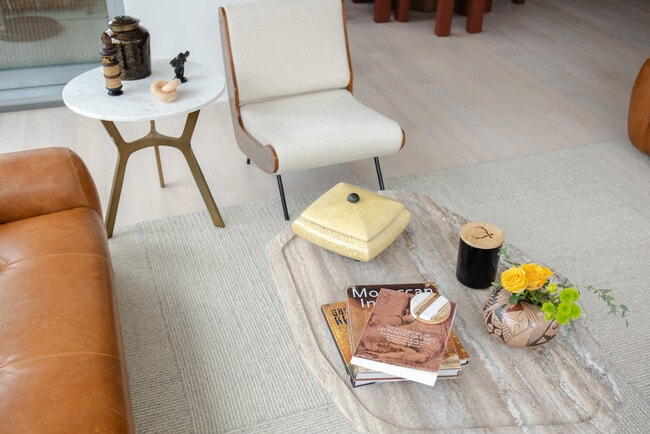 Building Photo - 60 E Randolph St