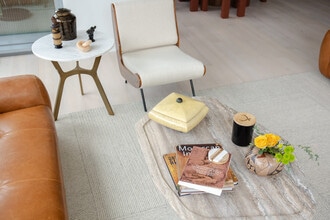 Building Photo - 60 E Randolph St