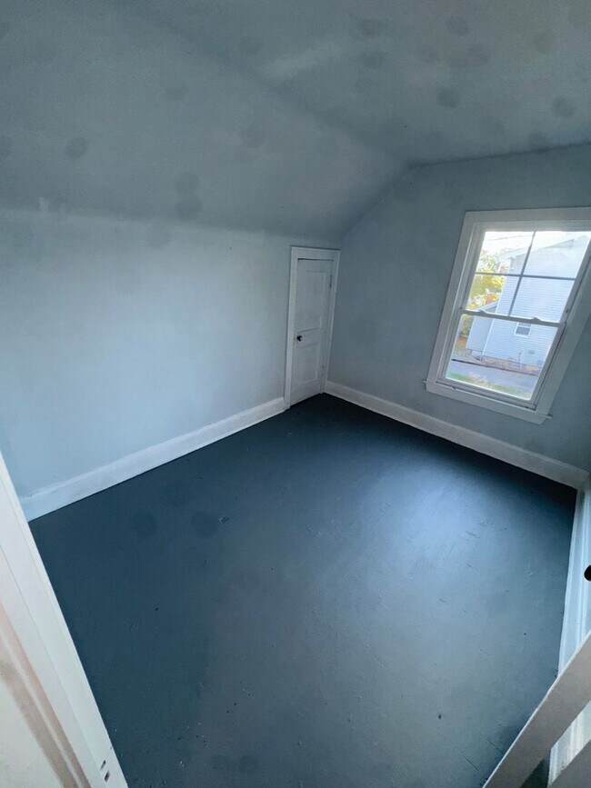 Foto del edificio - Charming 3-Bedroom Property in Prime Locat...