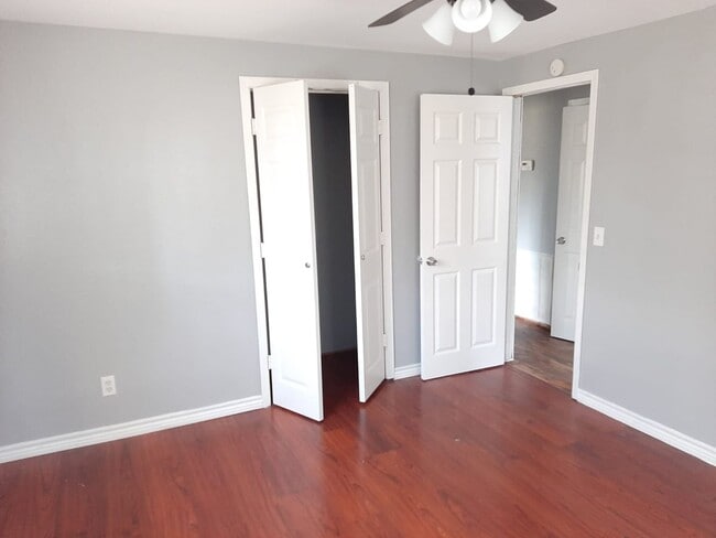 Building Photo - Comfortable property -Bridge City, Texas