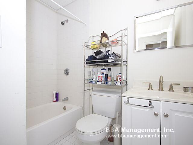 Foto del edificio - 483 Beacon St