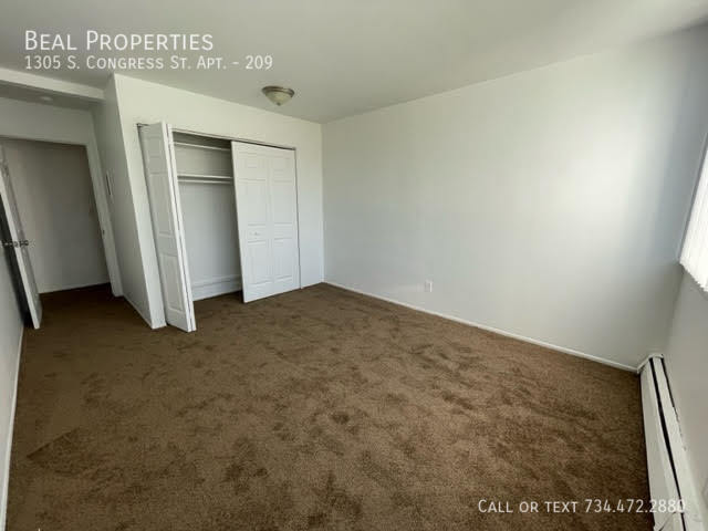 Foto del edificio - 1305 S Congress St