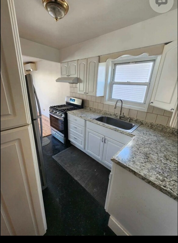 Foto del edificio - 69-19 43rd Ave