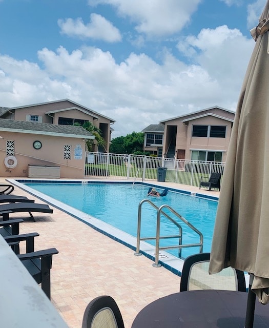 Building Photo - 12370 Alt A1a