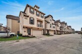 Primary Photo - 3 bedroom home near the Medical Center!