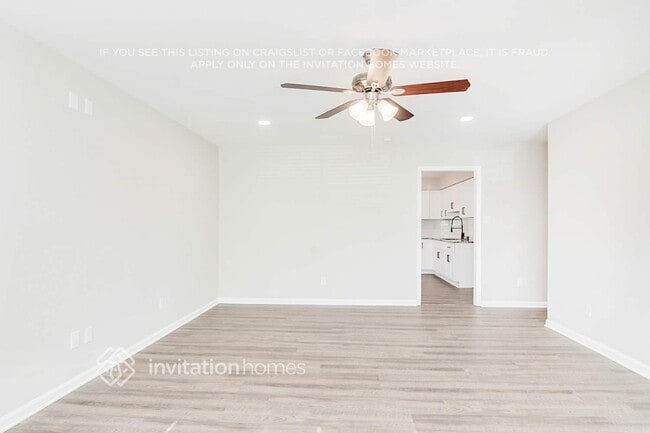 Foto del edificio - 200 Denver Ave