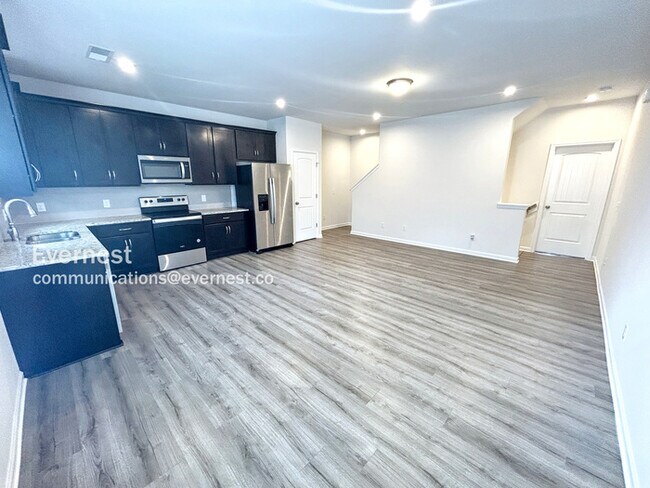 Foto del edificio - 2758 Sparrowgap Trl