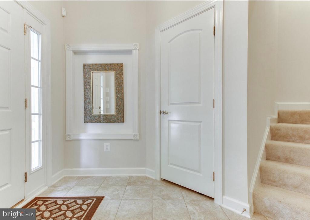 Foto principal - 13214 Cloppers Mill Dr