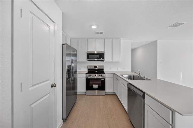 Foto del edificio - 624 W Criner St