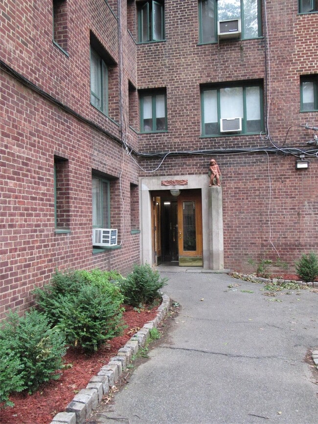 Building Photo - 1555 Odell St