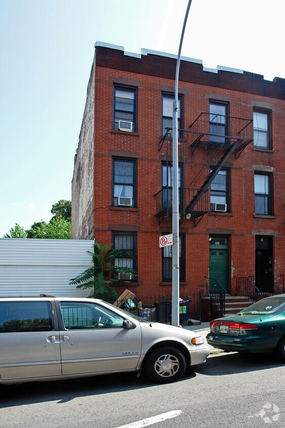 Foto principal - 329 16th St