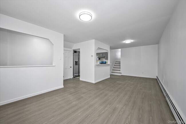 Foto del edificio - 1684 W 9th St