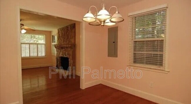 Foto del edificio - 1005 Wando St