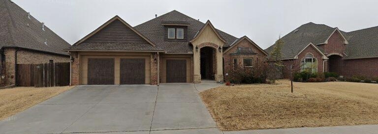 Primary Photo - 701 Lindsey Ln
