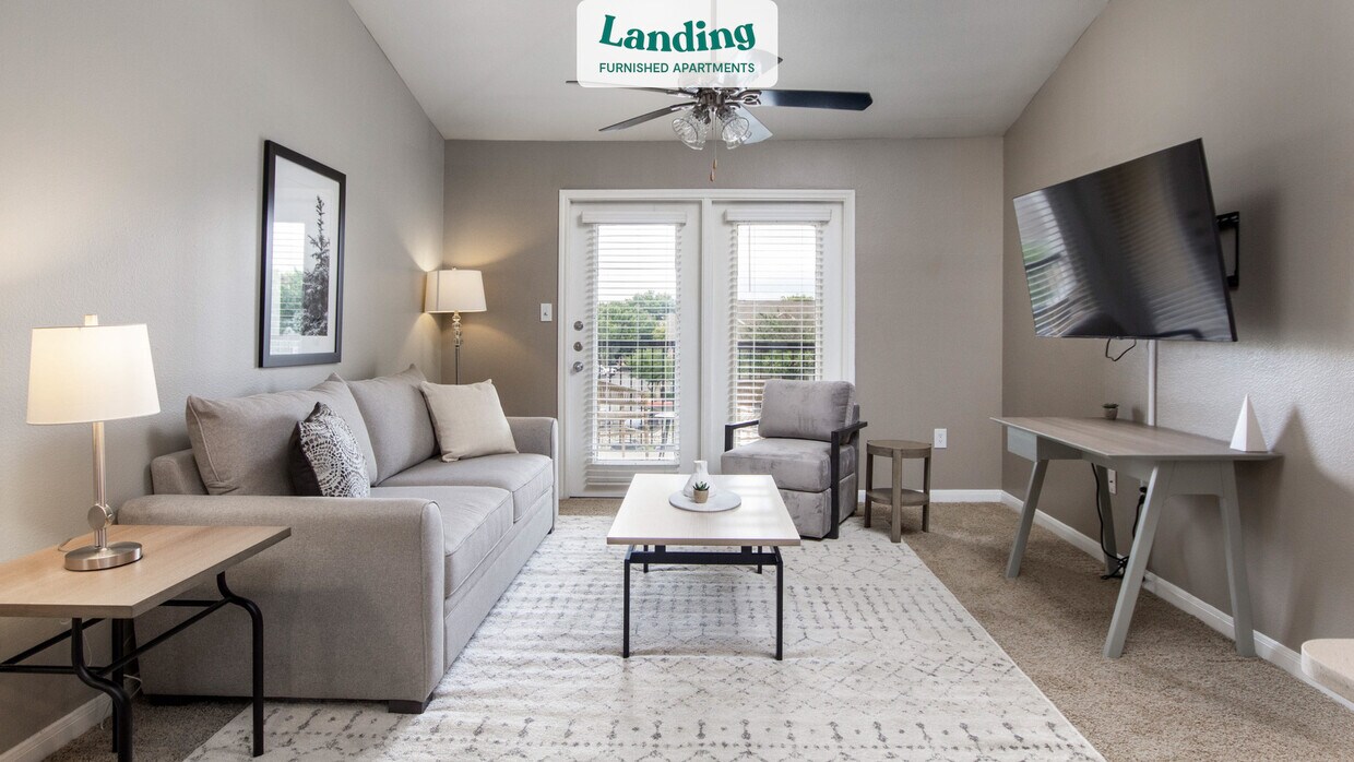 Foto principal - 700 Louis Henna Blvd