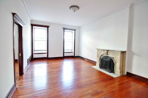 Primary Photo - 103 E 17th St