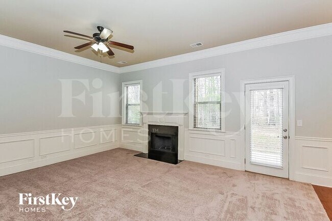 Building Photo - 3912 Margaux Dr