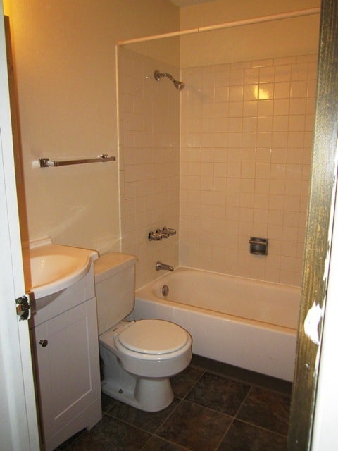 Building Photo - 1 Bedroom with Study in Wimbledon!