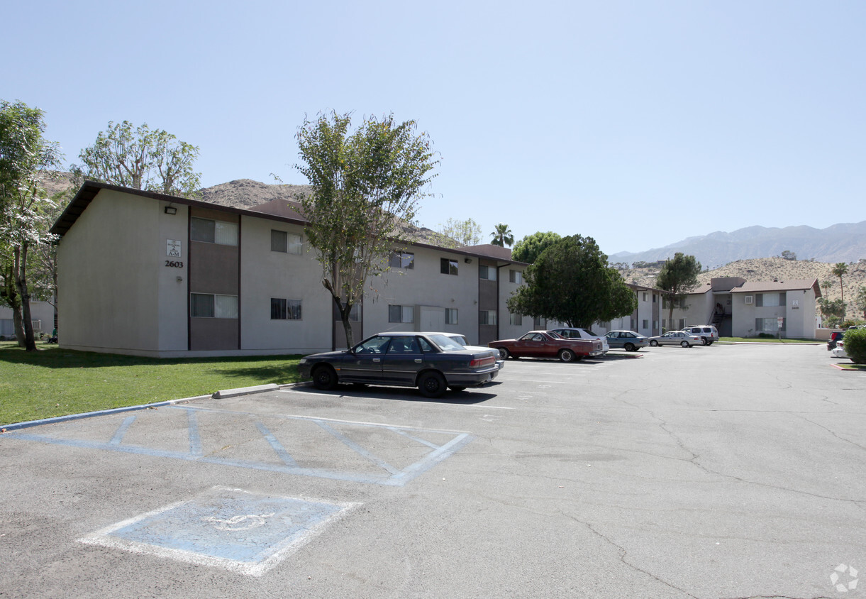 Foto del edificio - Seminole Gardens Apartments