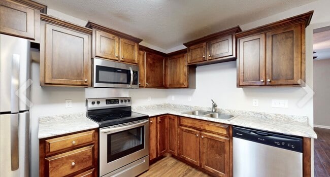 Photo - 102 Glen Valley Cir Townhome