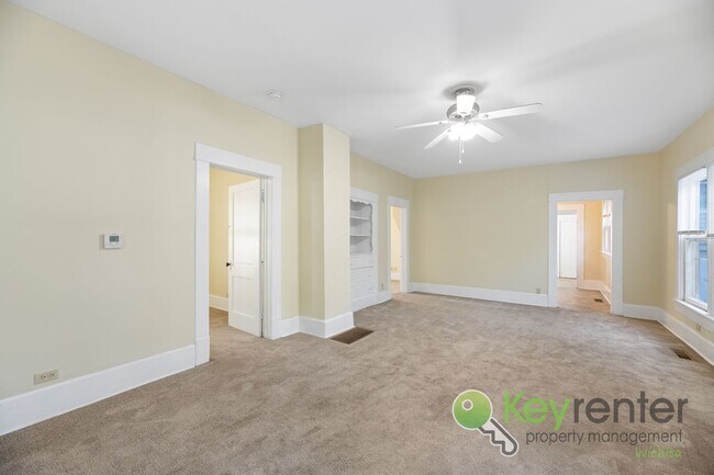Building Photo - 1st Month FREE! Spacious 4 bedroom 1 bath ...