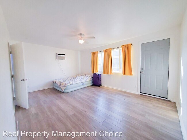 Foto del edificio - 3 br, 1 bath House - 2139 E Nord St