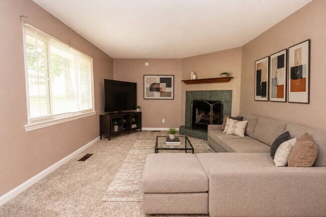 Building Photo - 5428 Country Village Dr