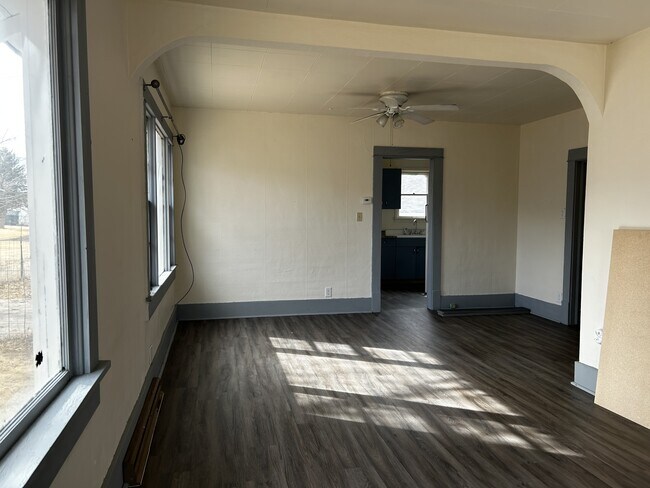 Building Photo - 708 Market St